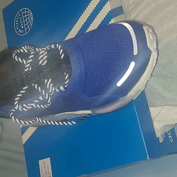 Adidas NMD V3 - Picture 9 of 10